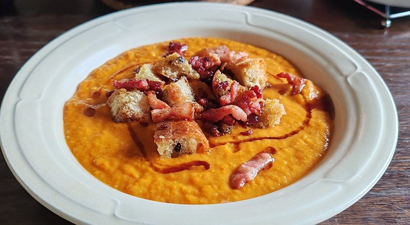 supă crema de dovleac și cartofi dulci